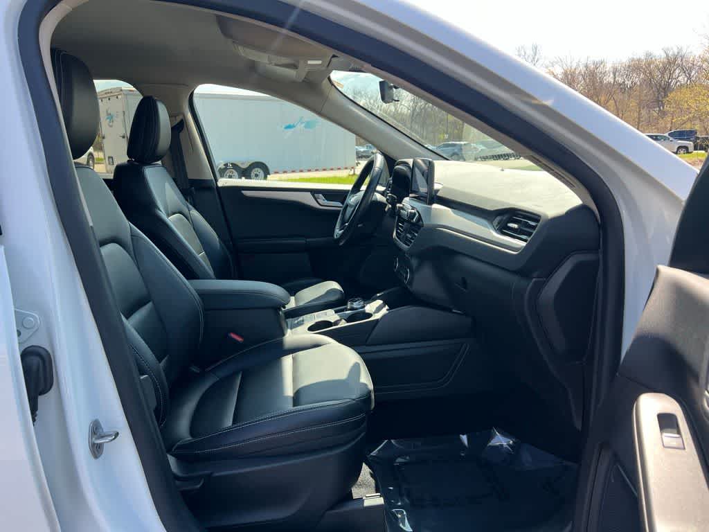 Thumbnail: 2020 Ford Escape - 20