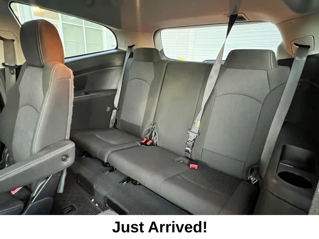 Thumbnail: 2016 Chevrolet Traverse - 15