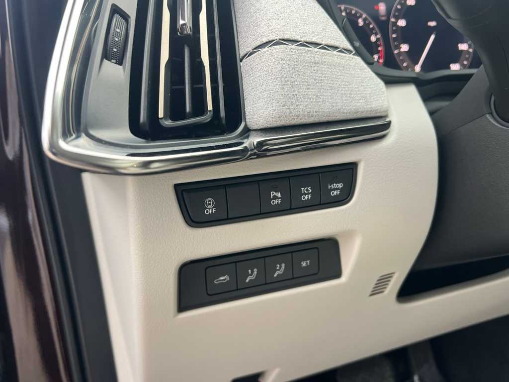 Thumbnail: 2024 Mazda CX-90 - 17