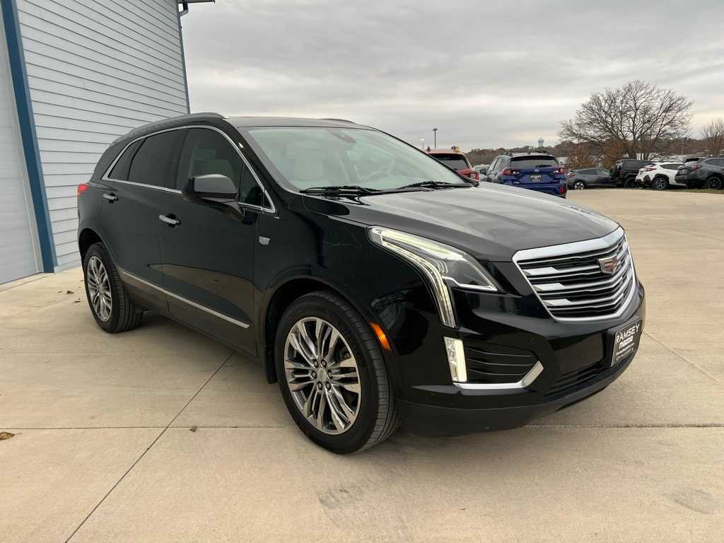 Thumbnail: 2017 Cadillac XT5 - 8
