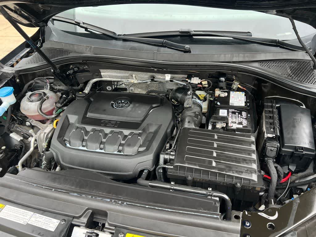 Thumbnail: 2021 Volkswagen Tiguan - 11