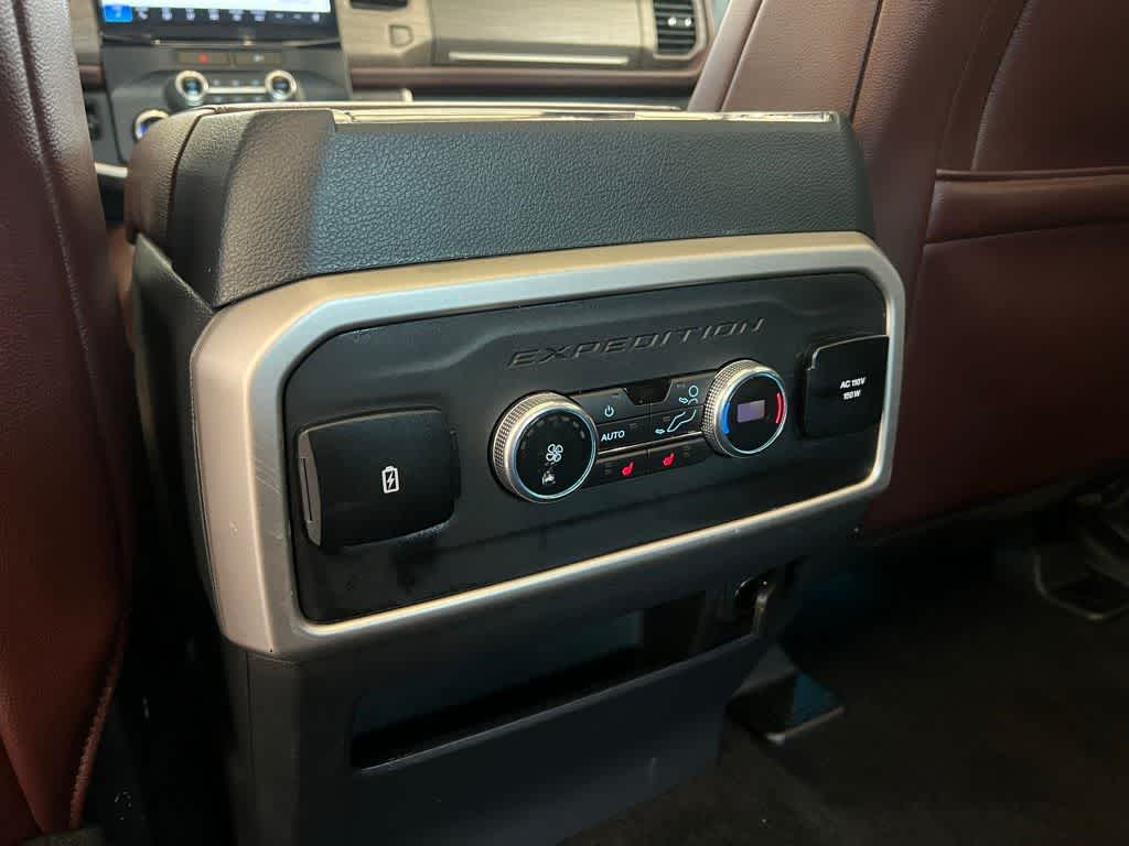 Thumbnail: 2022 Ford Expedition - 16