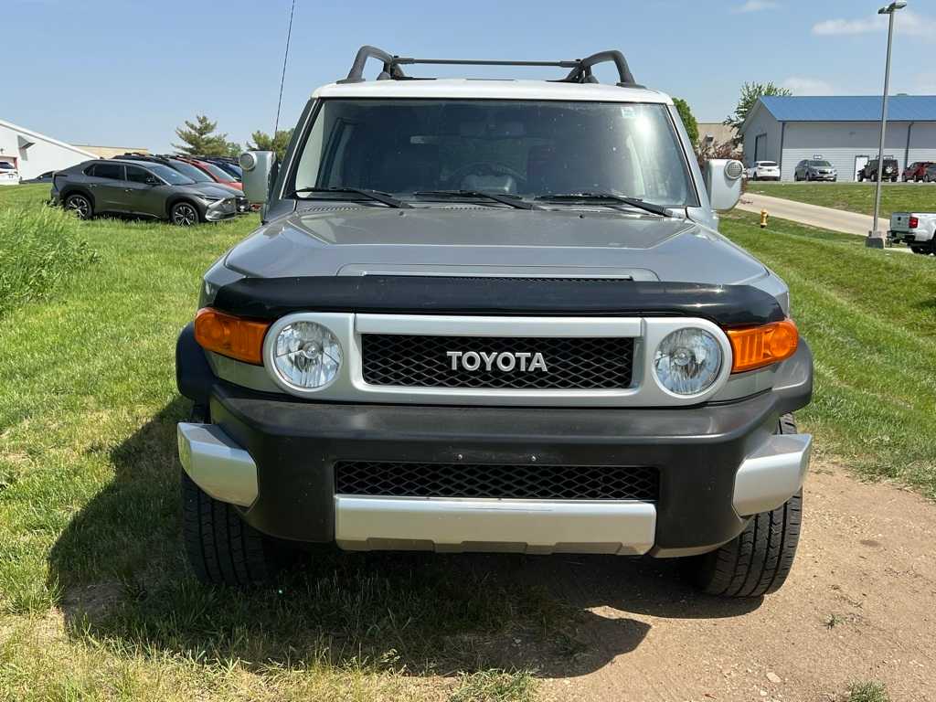 Thumbnail: 2012 Toyota FJ Cruiser - 8