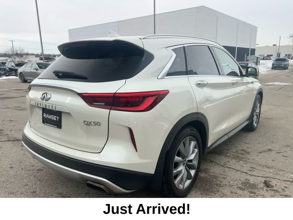 Thumbnail: 2019 INFINITI QX50 - 6