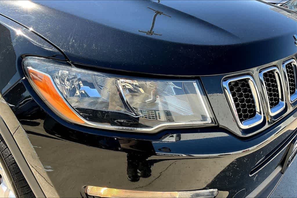 Thumbnail: 2018 Jeep Compass - 31