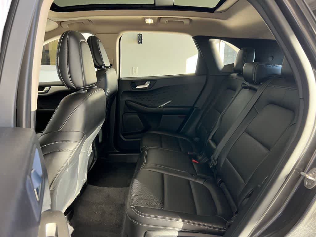 Thumbnail: 2020 Ford Escape - 18