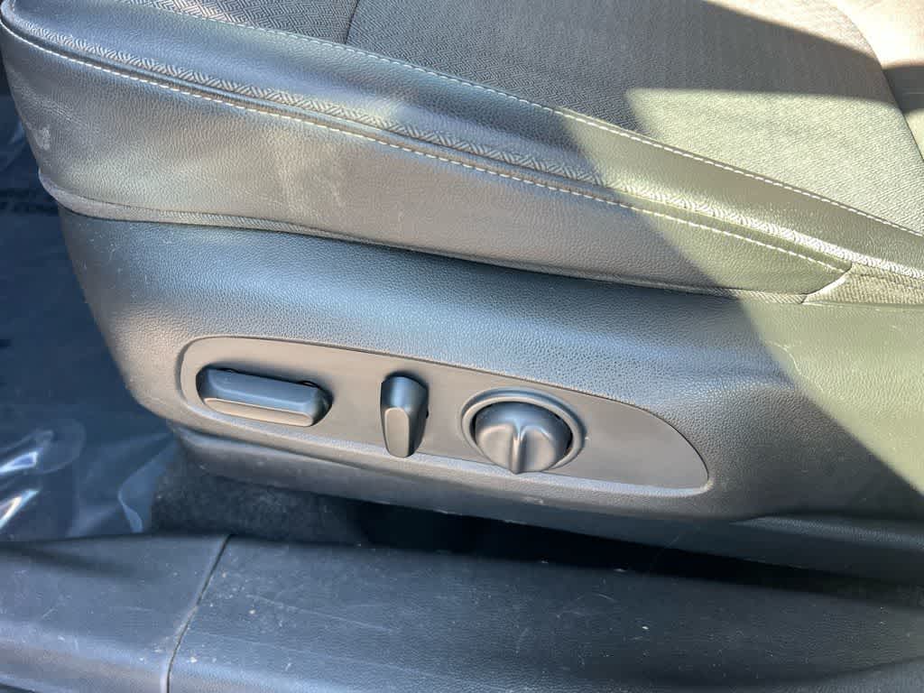 Thumbnail: 2020 Buick Encore GX - 18