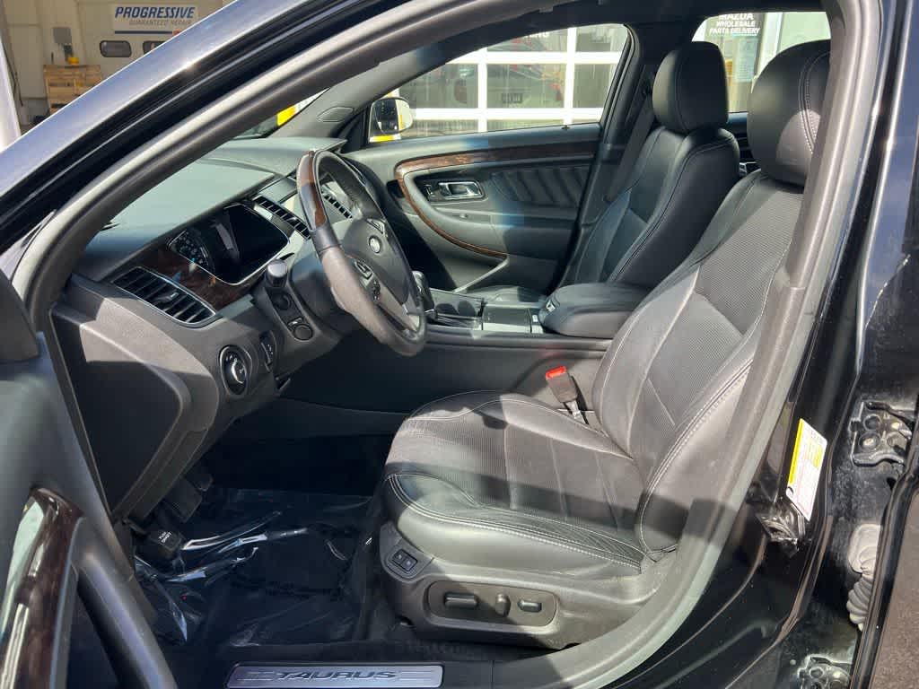 Thumbnail: 2017 Ford Taurus - 15