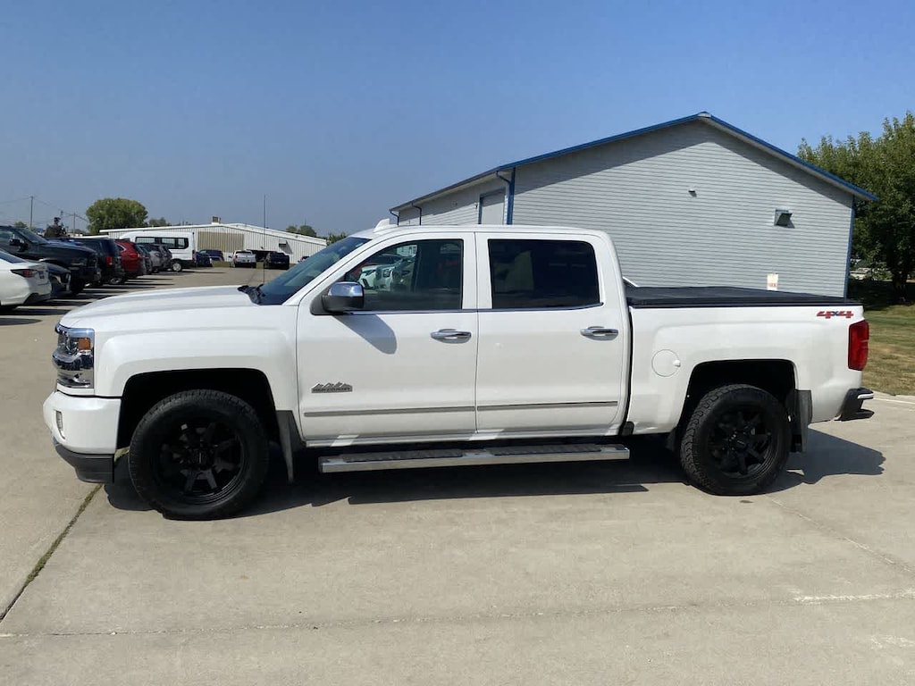 Used 2017 Chevrolet Silverado 1500 High Country Truck Crew Cab