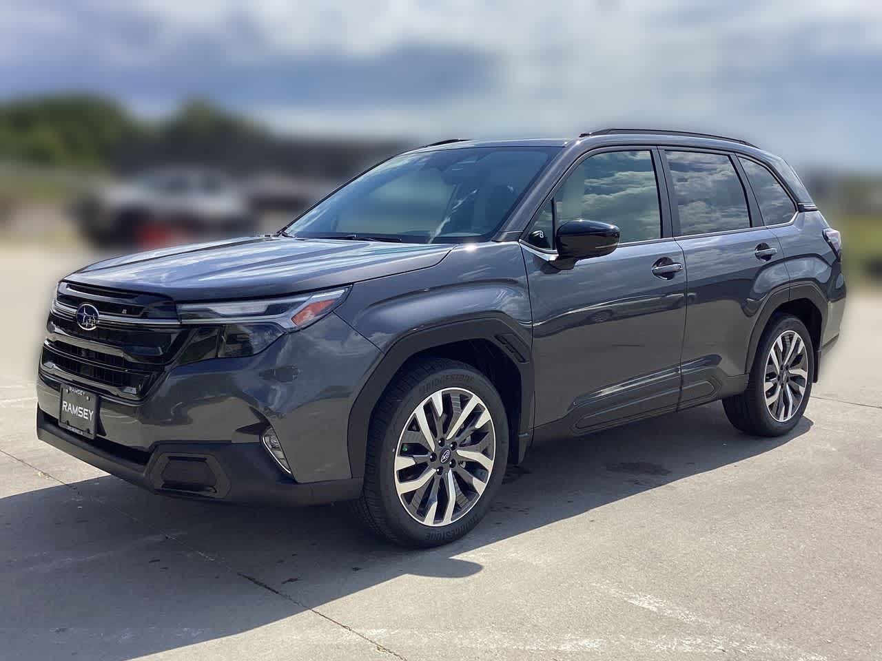 2025 Subaru Forester Touring -
                Urbandale, IA