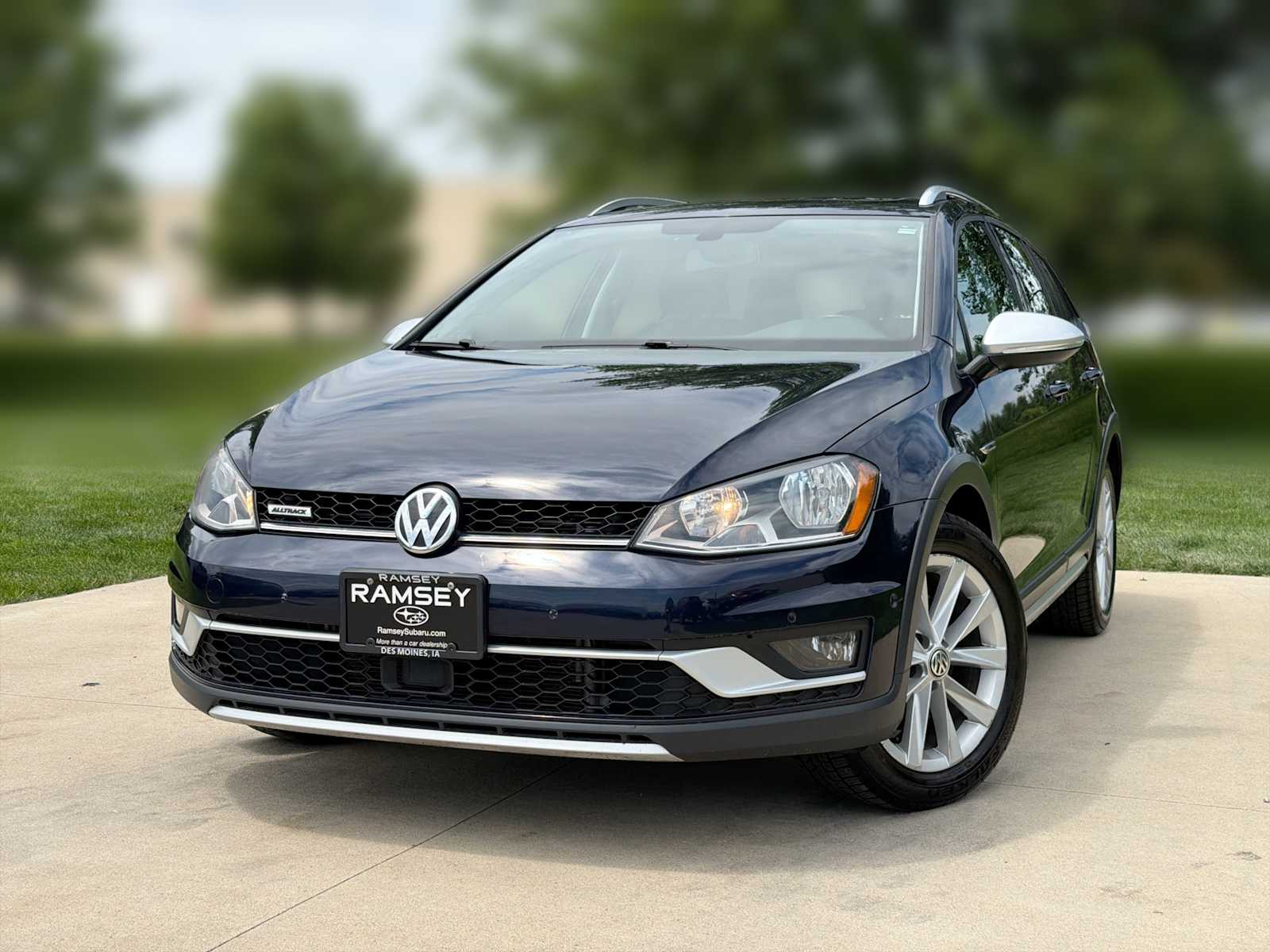 2017 Volkswagen Golf Alltrack TSI S 4Motion DSG's photo