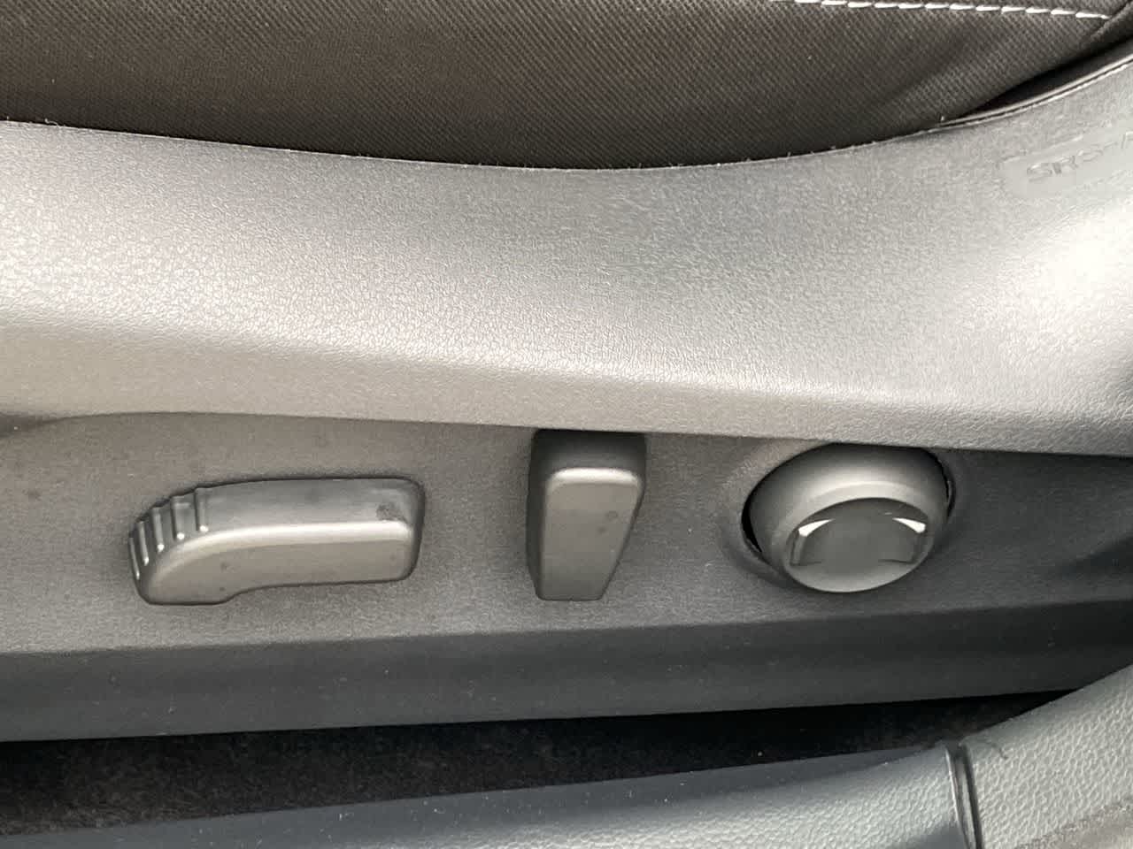 2025 Subaru Outback Premium 16