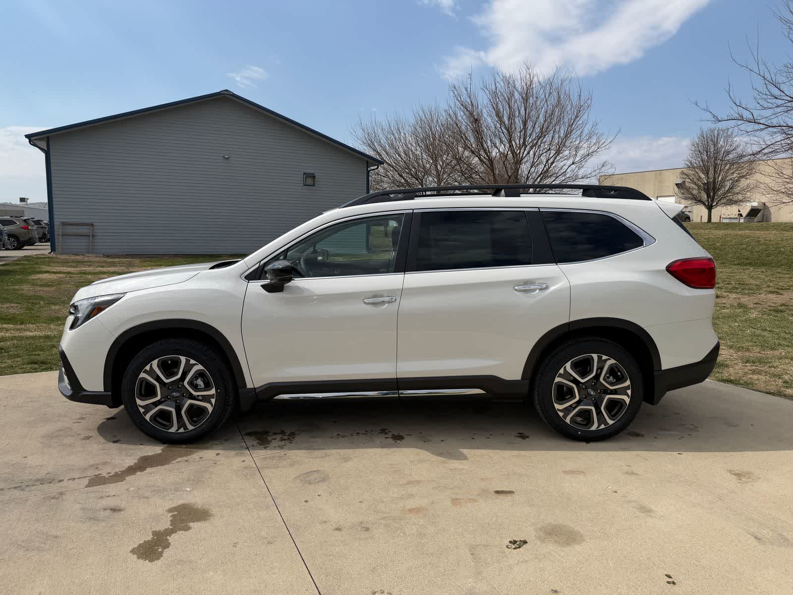 Thumbnail: 2026 Subaru Ascent - 3