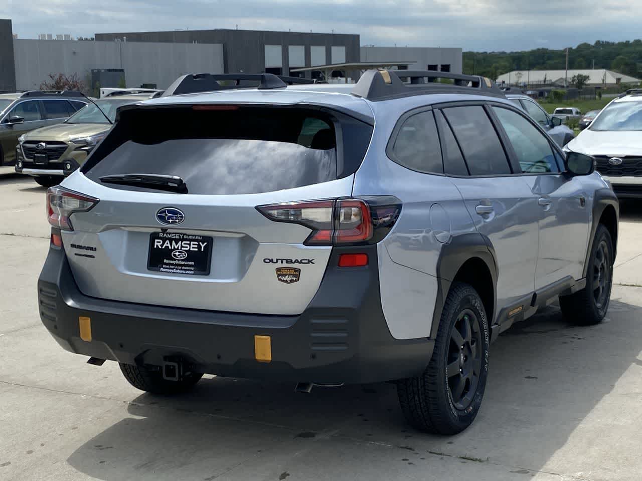 Thumbnail: 2025 Subaru Outback - 4