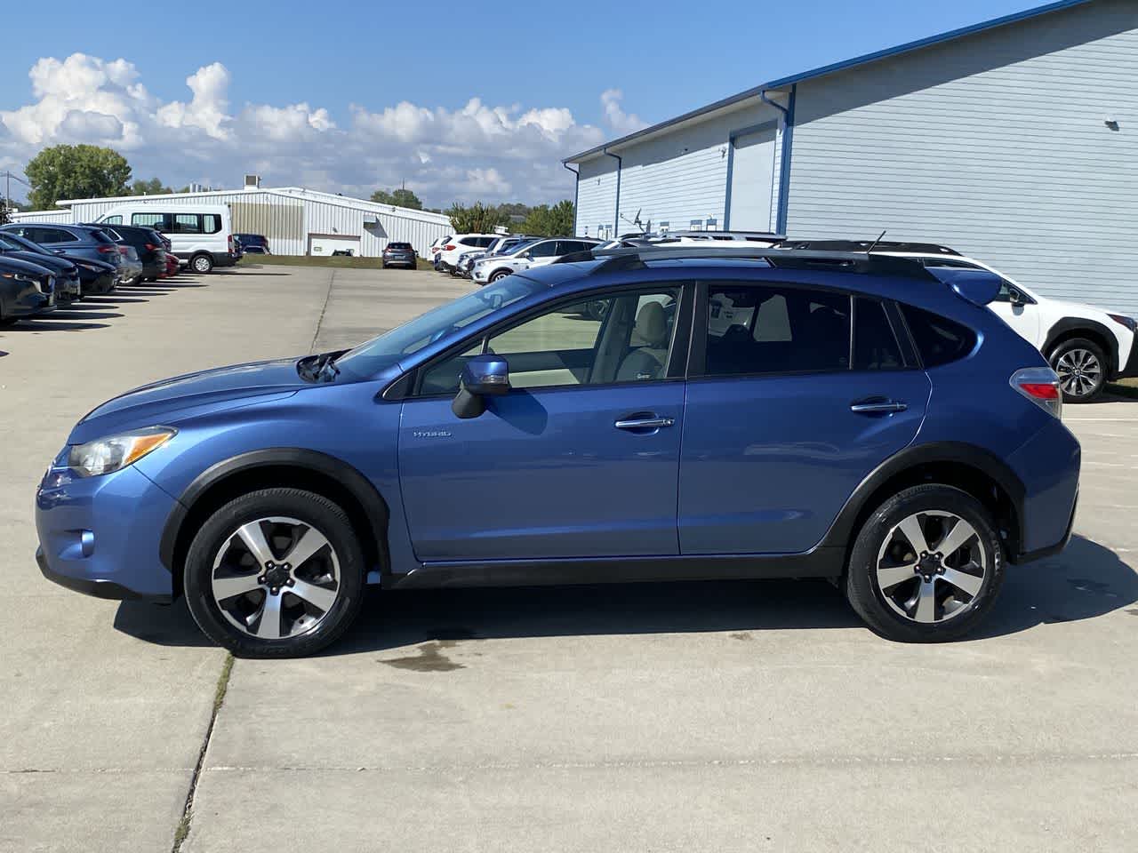 2014 Subaru Crosstrek 2.0i Hybrid Touring photo 3