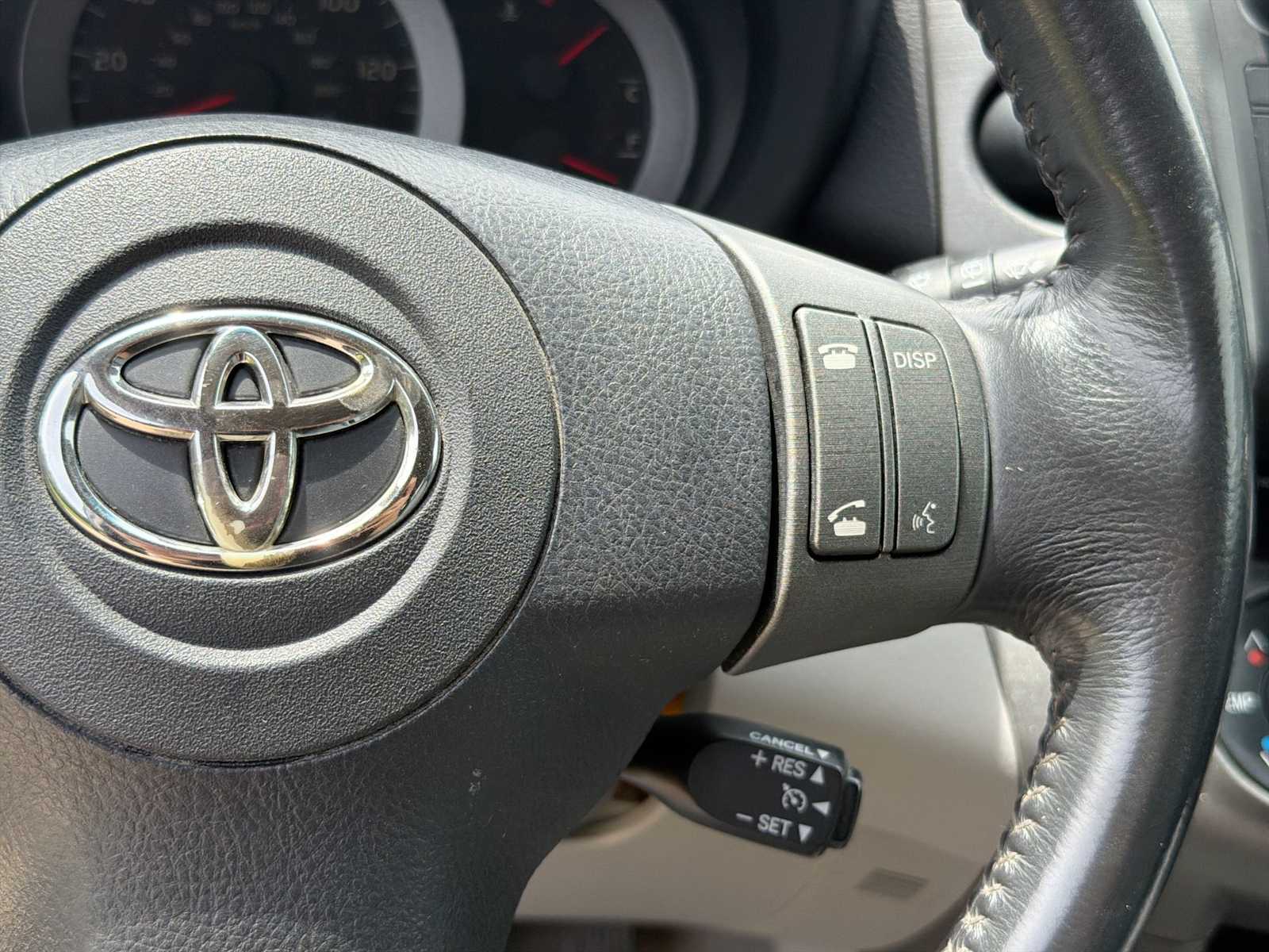 Thumbnail: 2010 Toyota RAV4 - 22