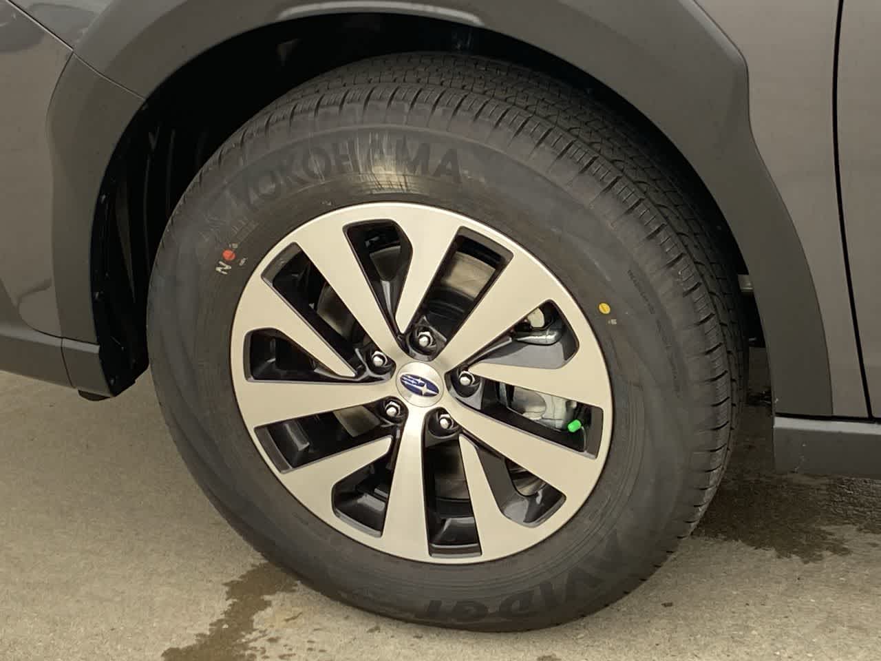 2025 Subaru Outback Premium 12