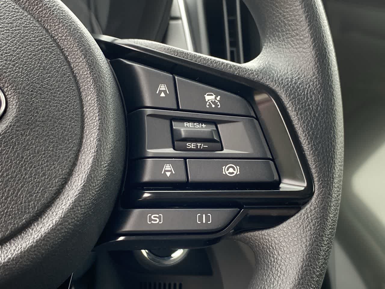 2025 Subaru Crosstrek Premium 24