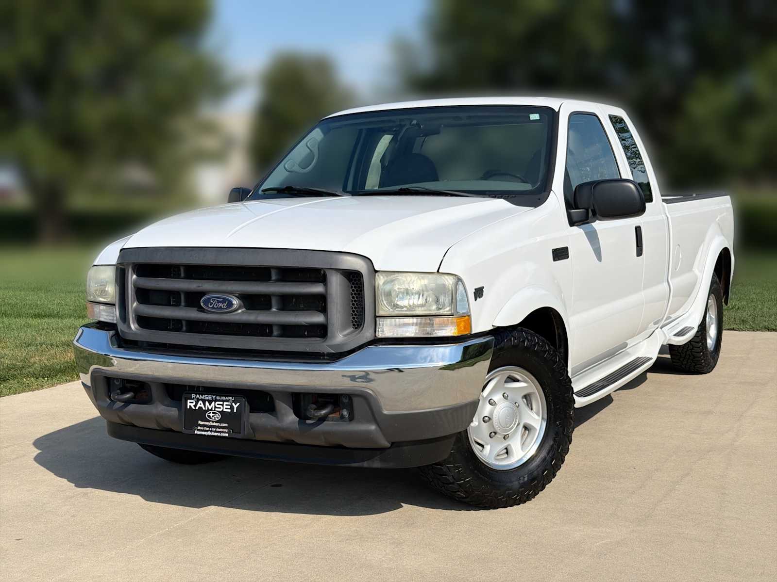 Used 2002 Ford F-250 Super Duty XL with VIN 1FTNX20L02EA60180 for sale in Urbandale, IA