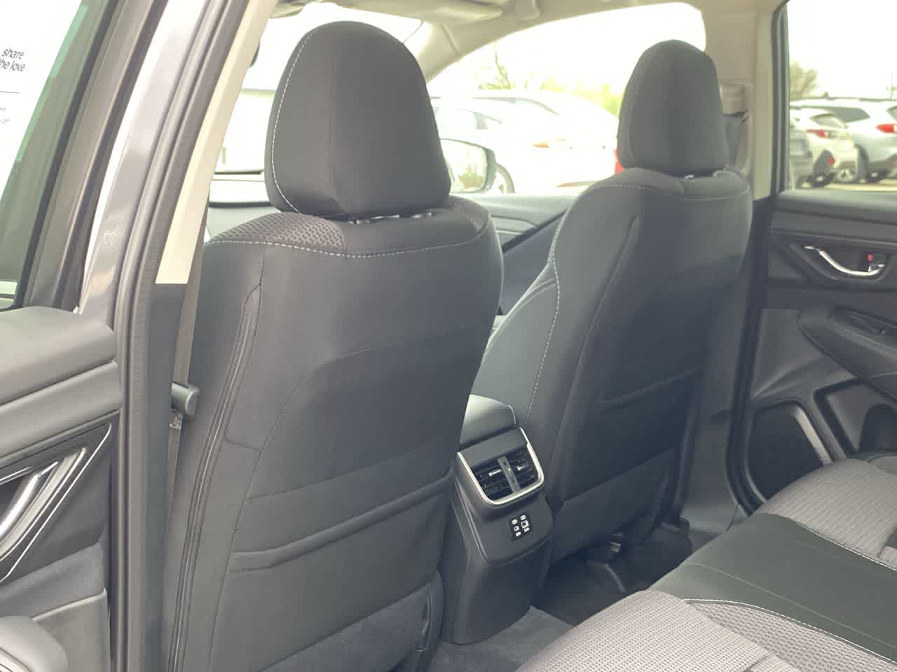 2025 Subaru Outback Premium 17