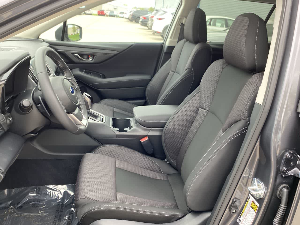 2025 Subaru Outback Premium 15