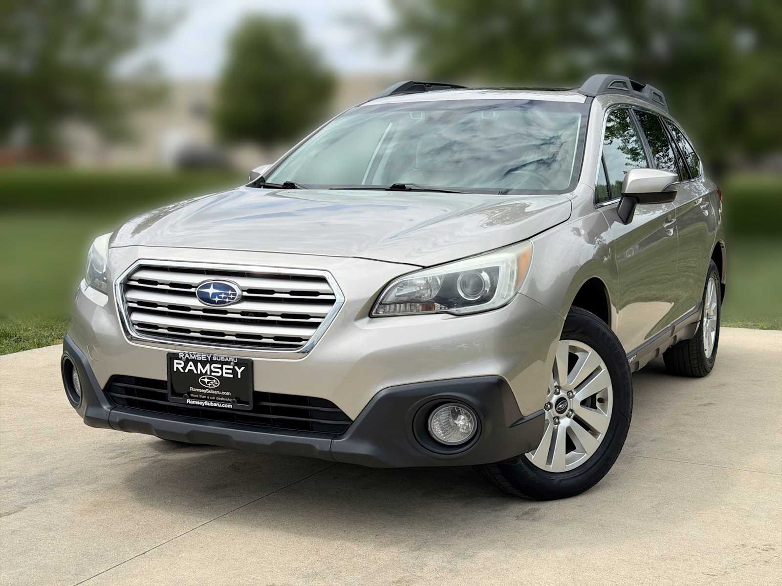 2017 Subaru Outback 2.5i Premium's photo