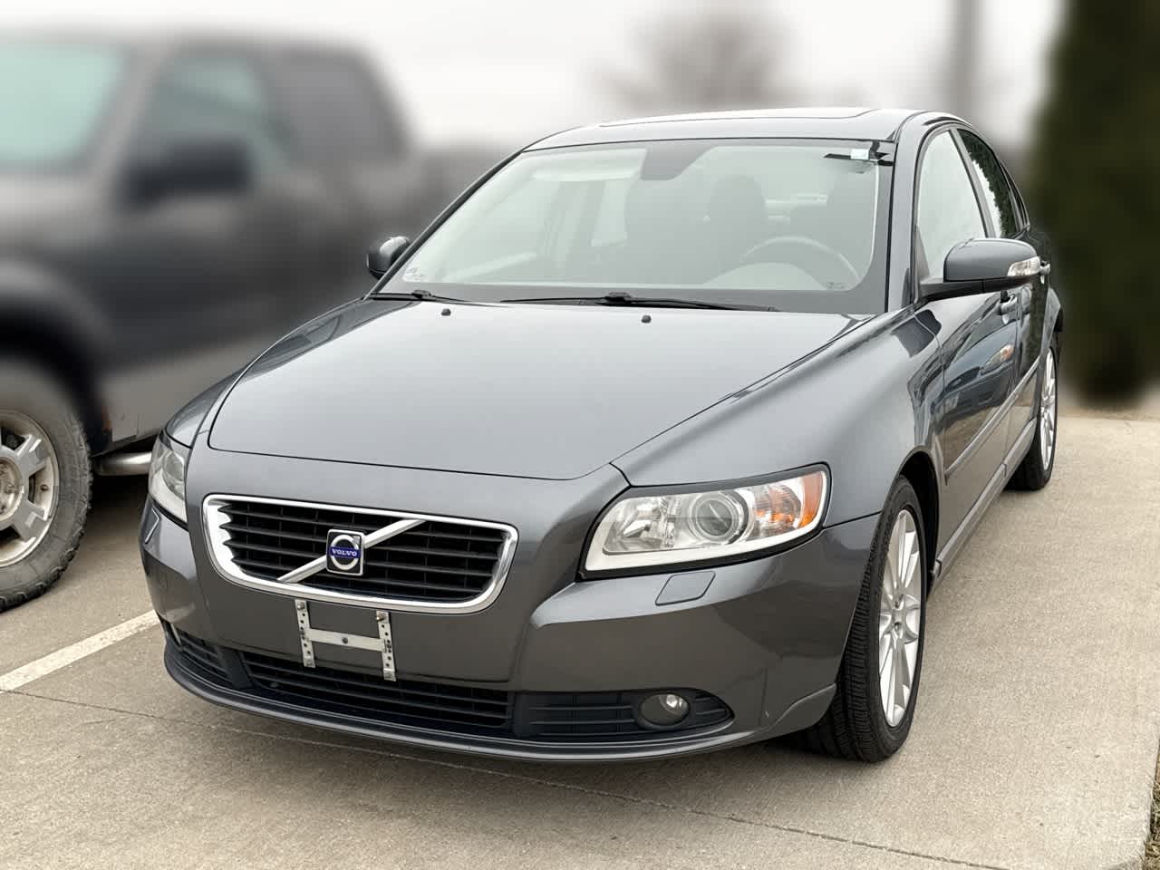 2010 Volvo S40 2.4i's photo
