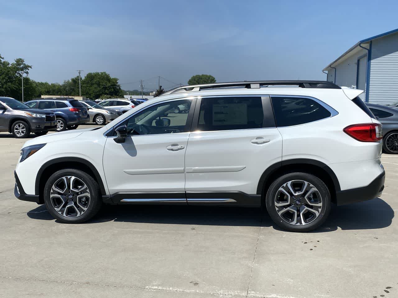 2025 Subaru Ascent Limited 3