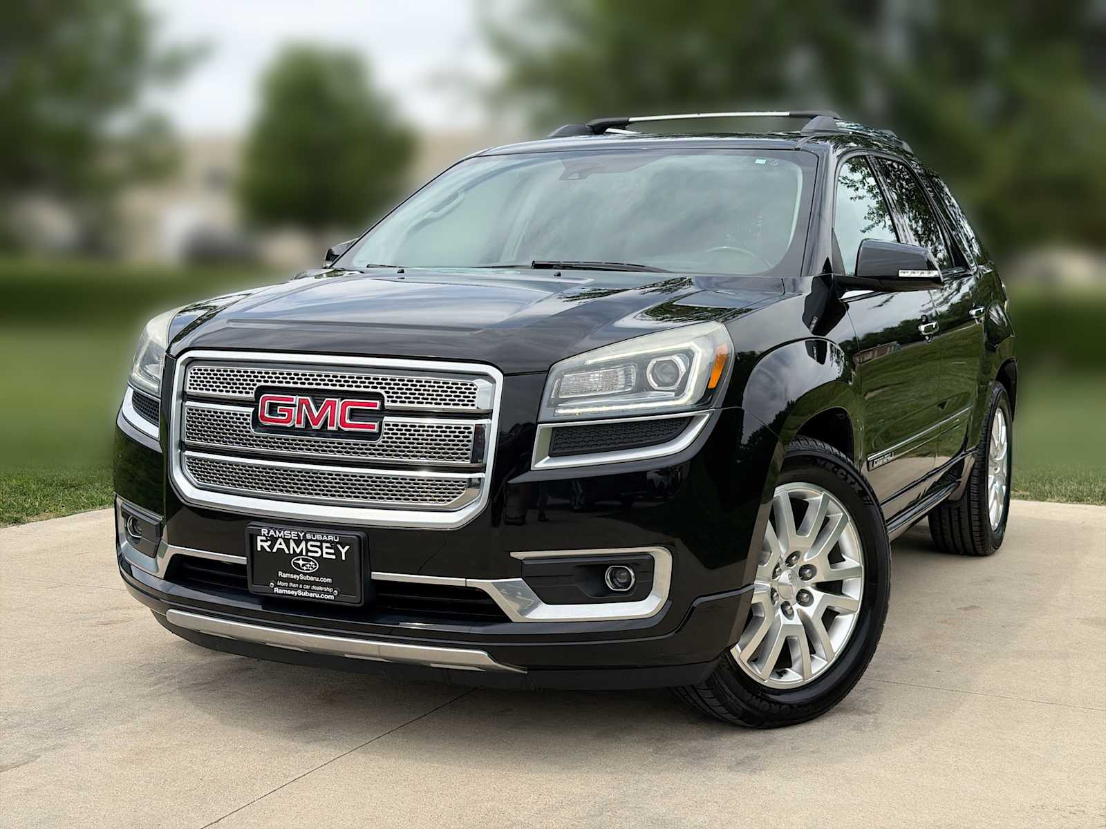 2016 GMC Acadia AWD Denali's photo