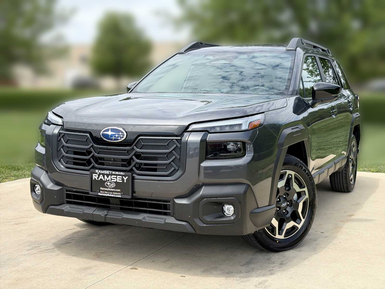 2026 Subaru Outback Touring's photo