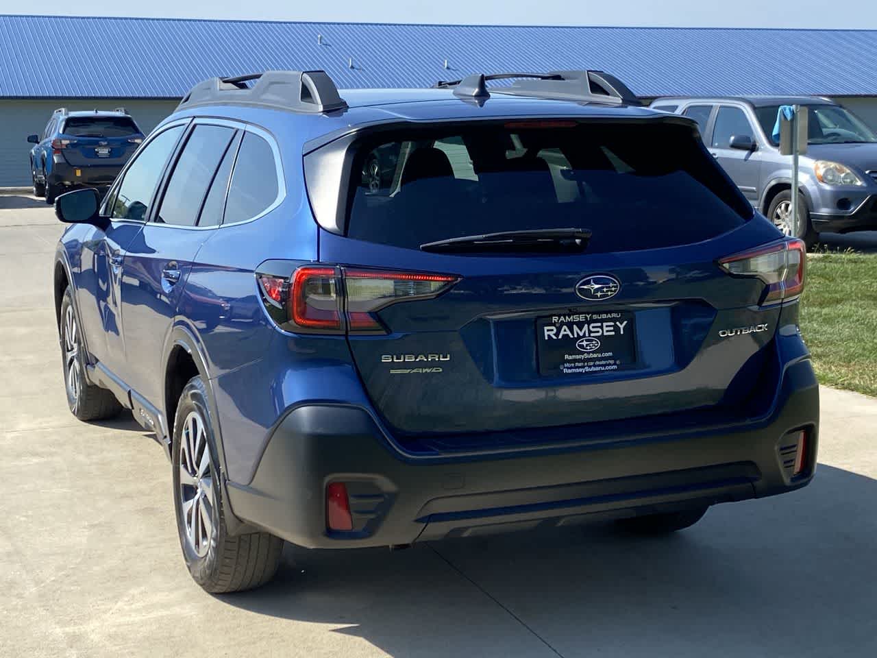 2021 Subaru Outback Premium photo 4