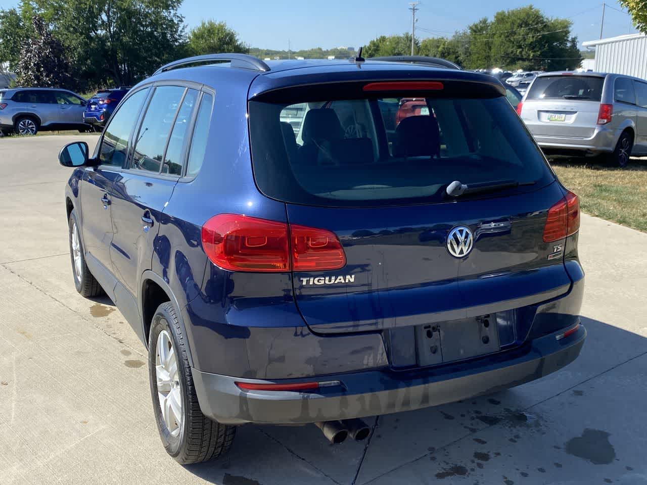 2016 Volkswagen Tiguan S photo 4