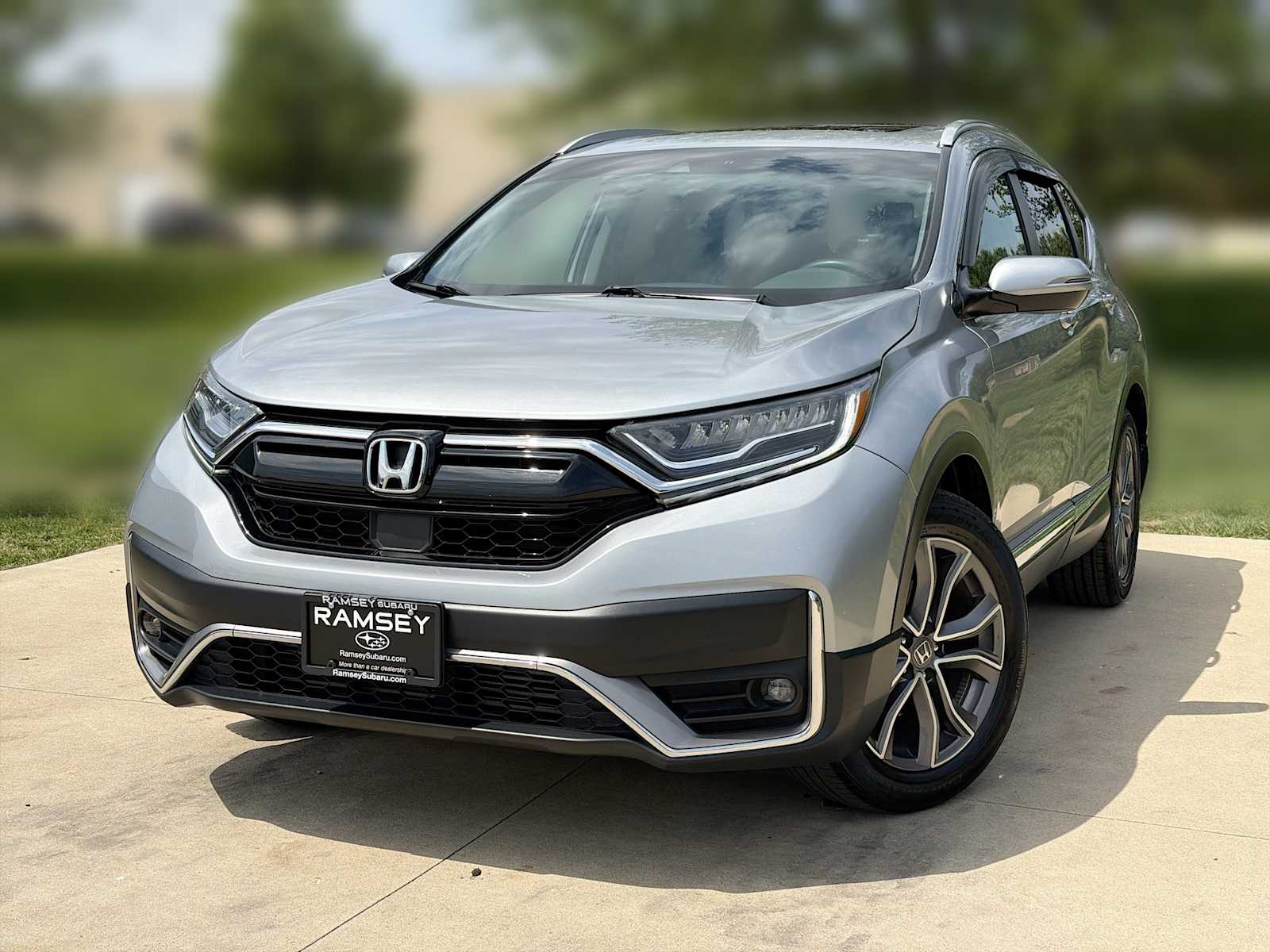 2022 Honda CR-V Touring AWD's photo