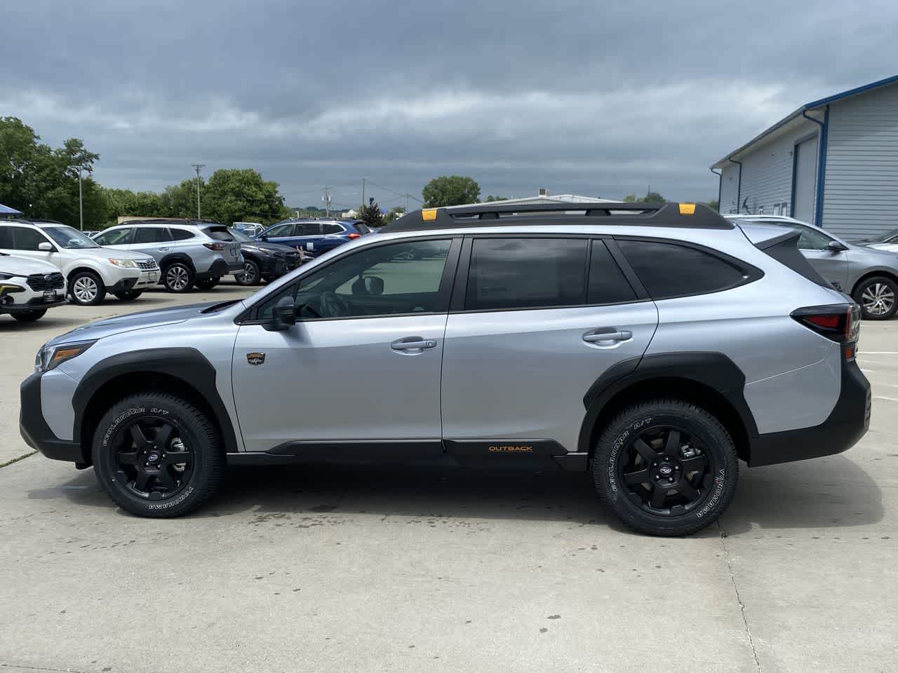 Thumbnail: 2025 Subaru Outback - 2