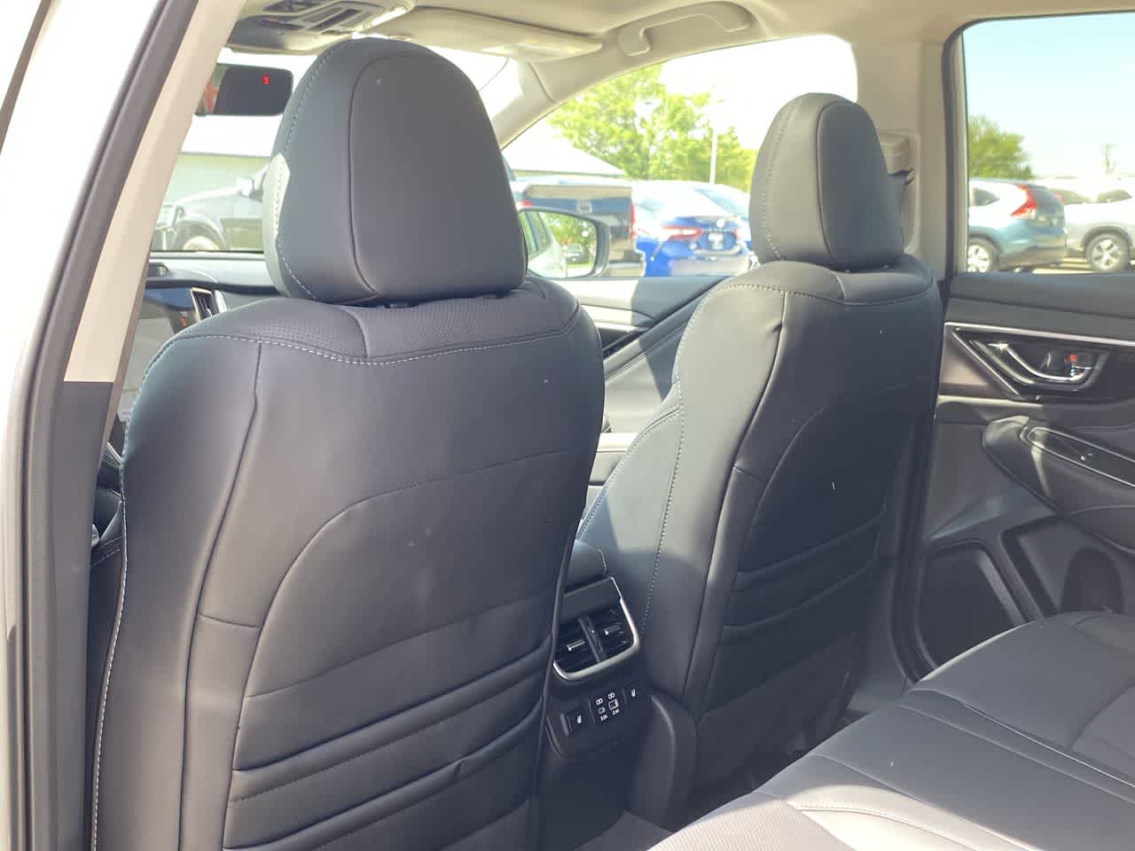 2025 Subaru Outback Limited 17