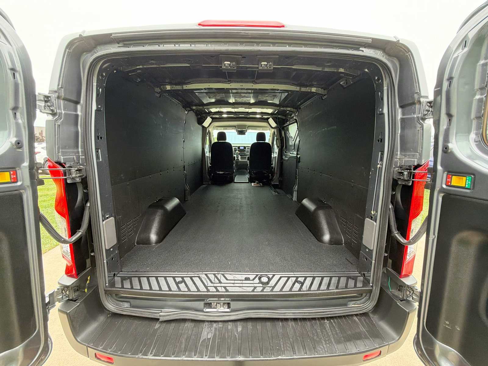 2021 Ford Transit Van Base - Photo 25