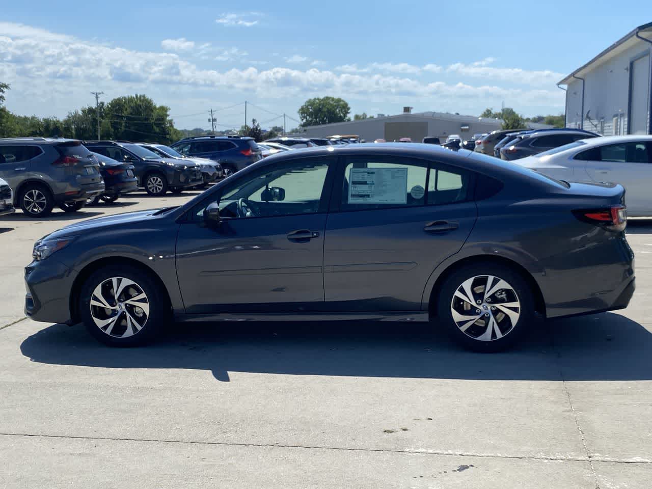 2025 Subaru Legacy Premium photo 3