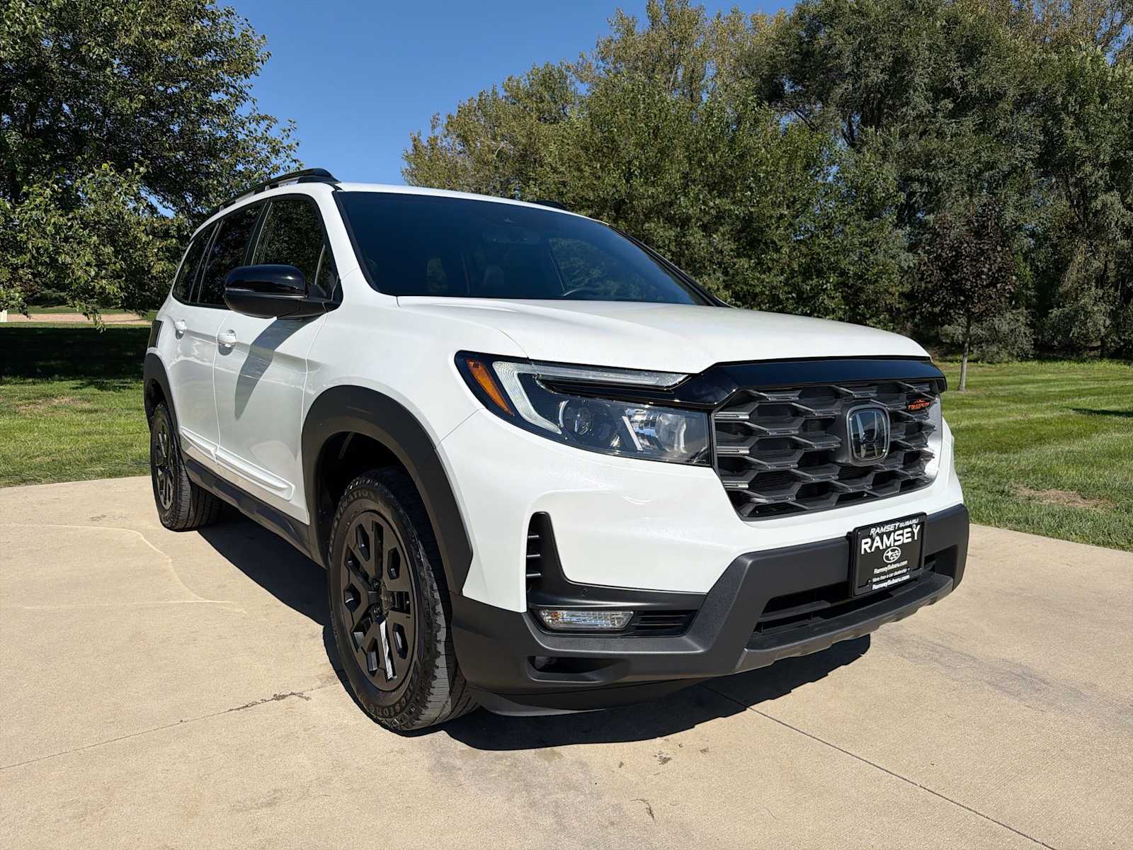 Used 2022 Honda SUV TrailSport AWD Platinum White Pearl For Sale