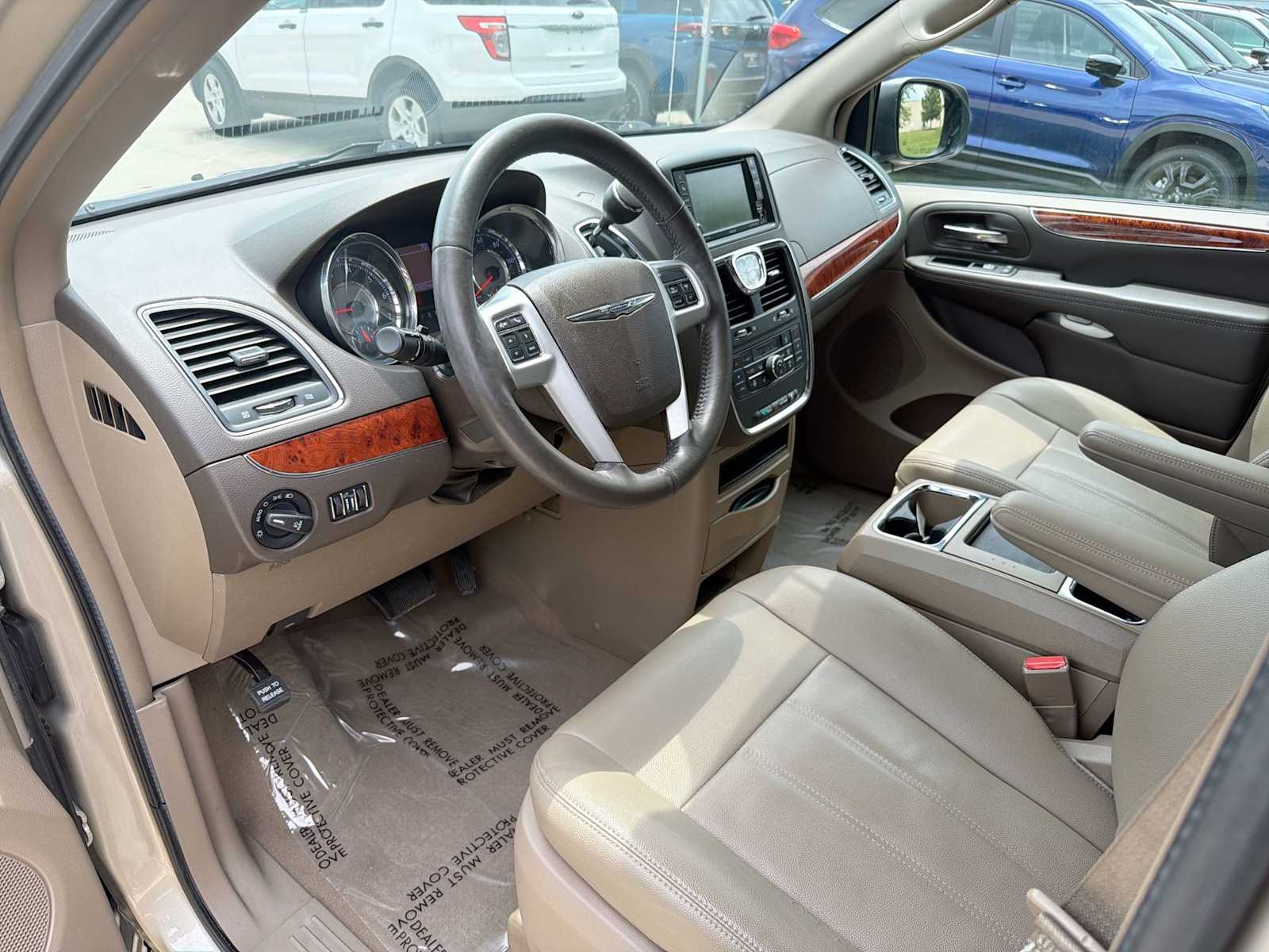 Used 2016 Chrysler Town & Country Touring with VIN 2C4RC1BG8GR254845 for sale in Urbandale, IA