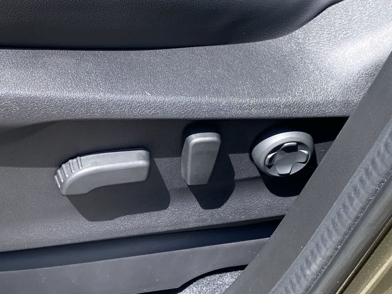 Thumbnail: 2025 Subaru Ascent - 14