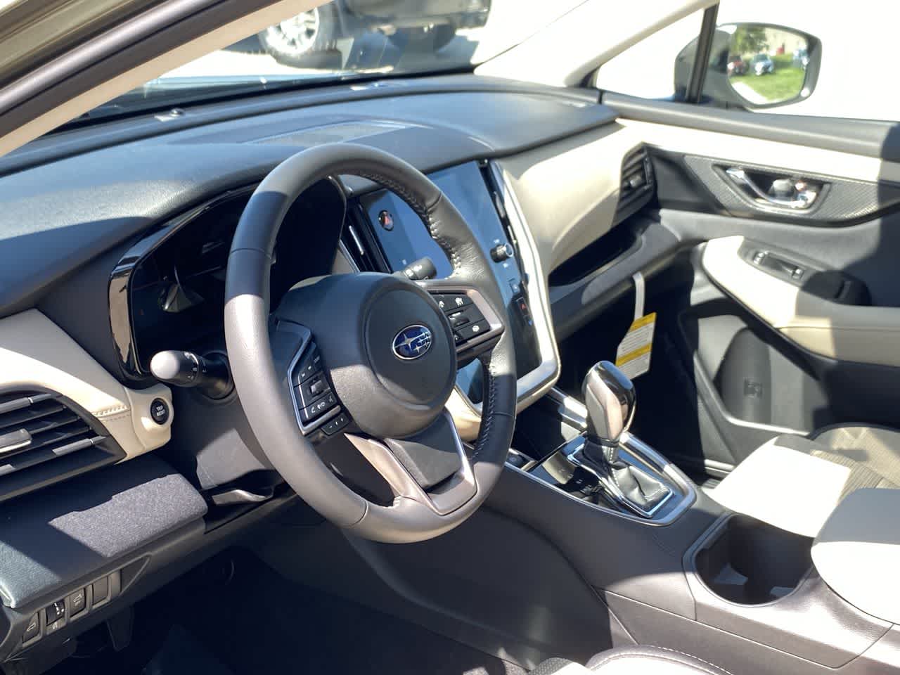2025 Subaru Outback Premium photo 2