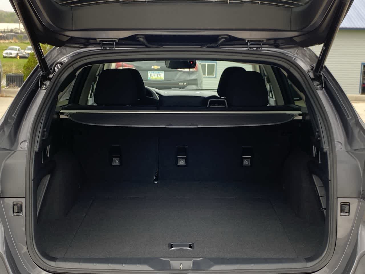 2025 Subaru Outback Premium 33