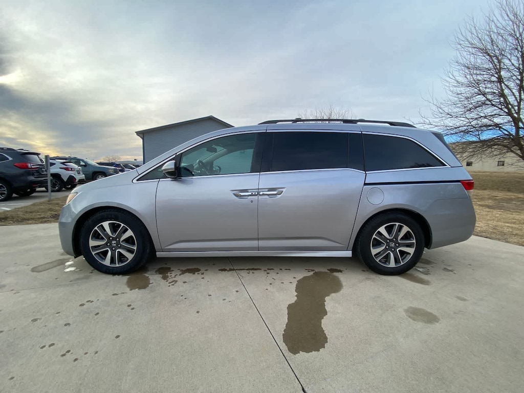 Used 2016 Honda Odyssey Touring Elite Van Passenger Van