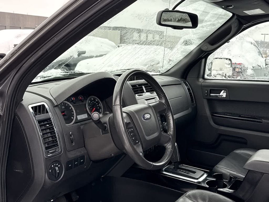 Used 2011 Ford Escape Limited SUV