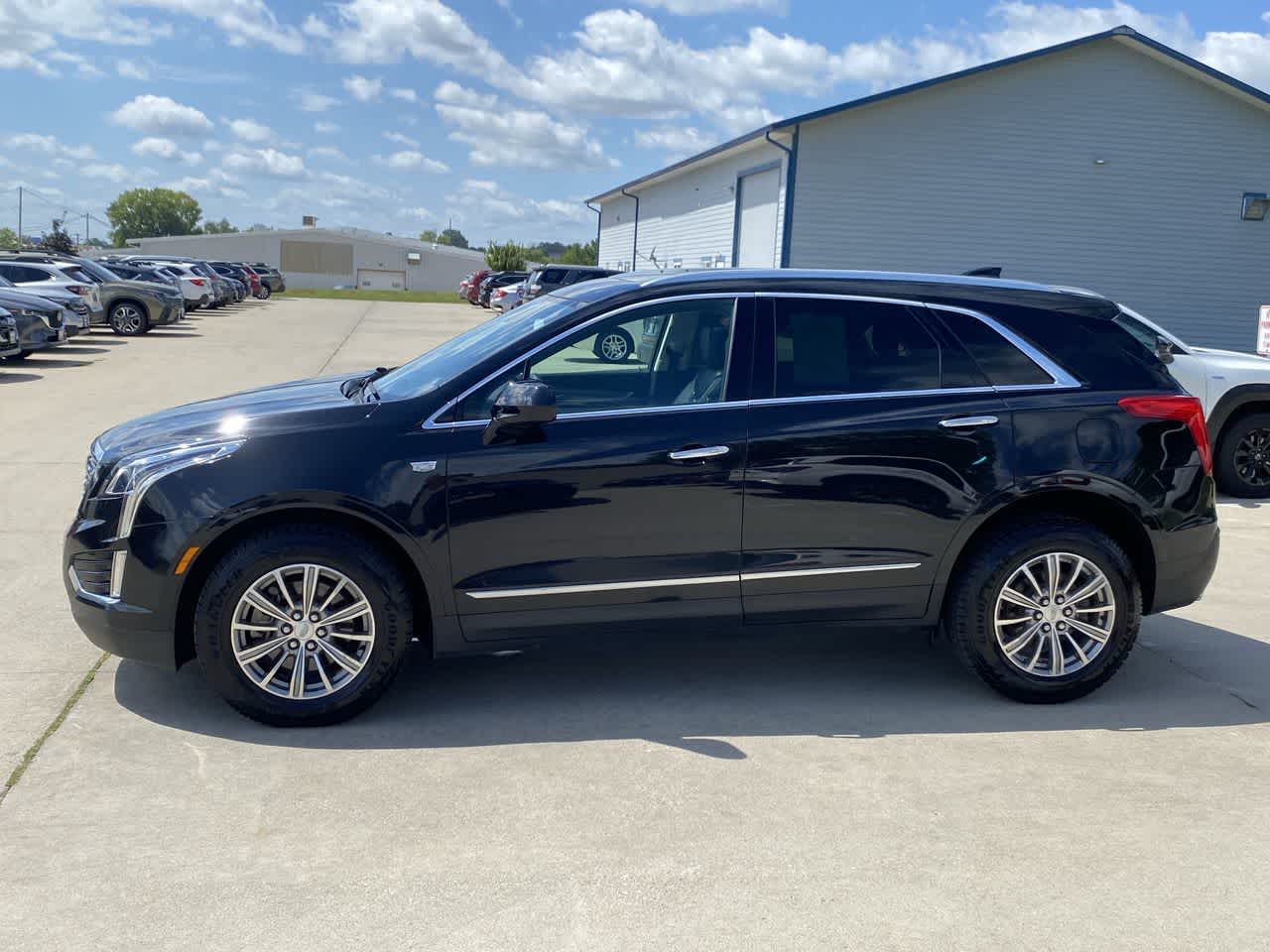 2017 Cadillac XT5 Luxury photo 3
