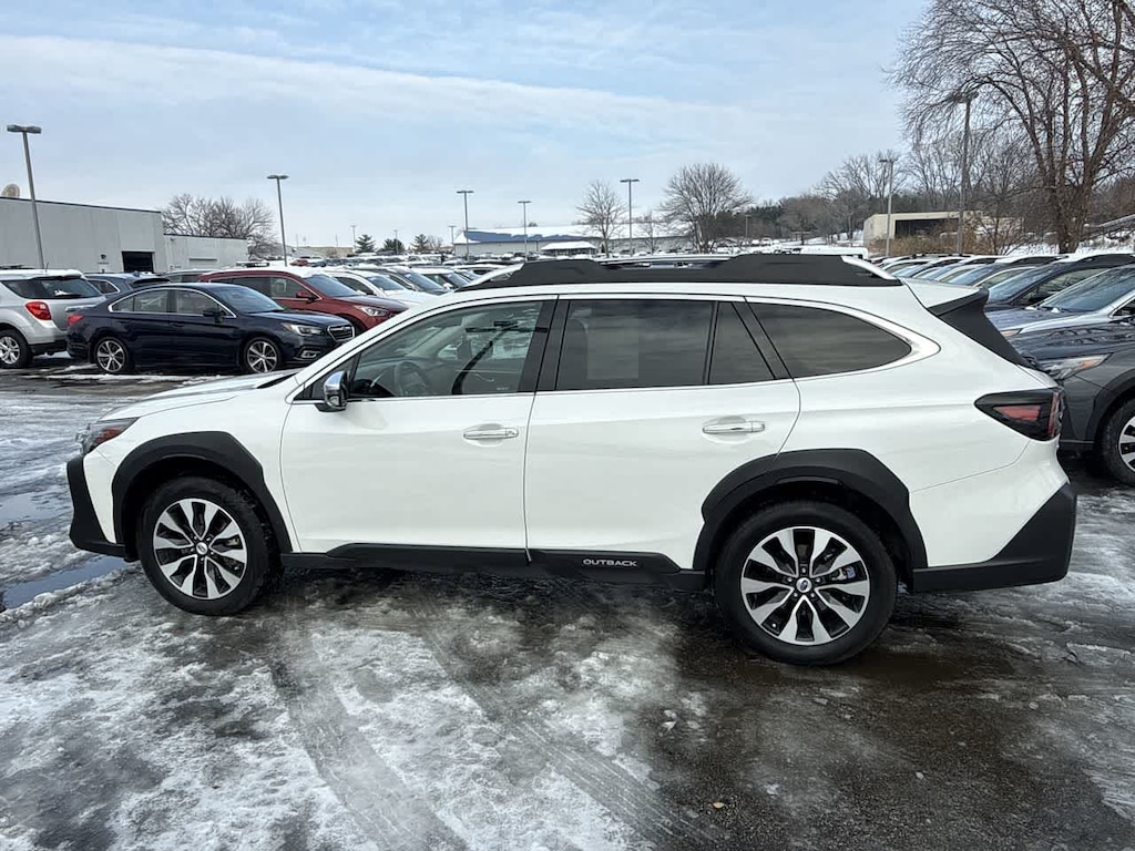 Used 2024 Subaru Outback Touring XT SUV