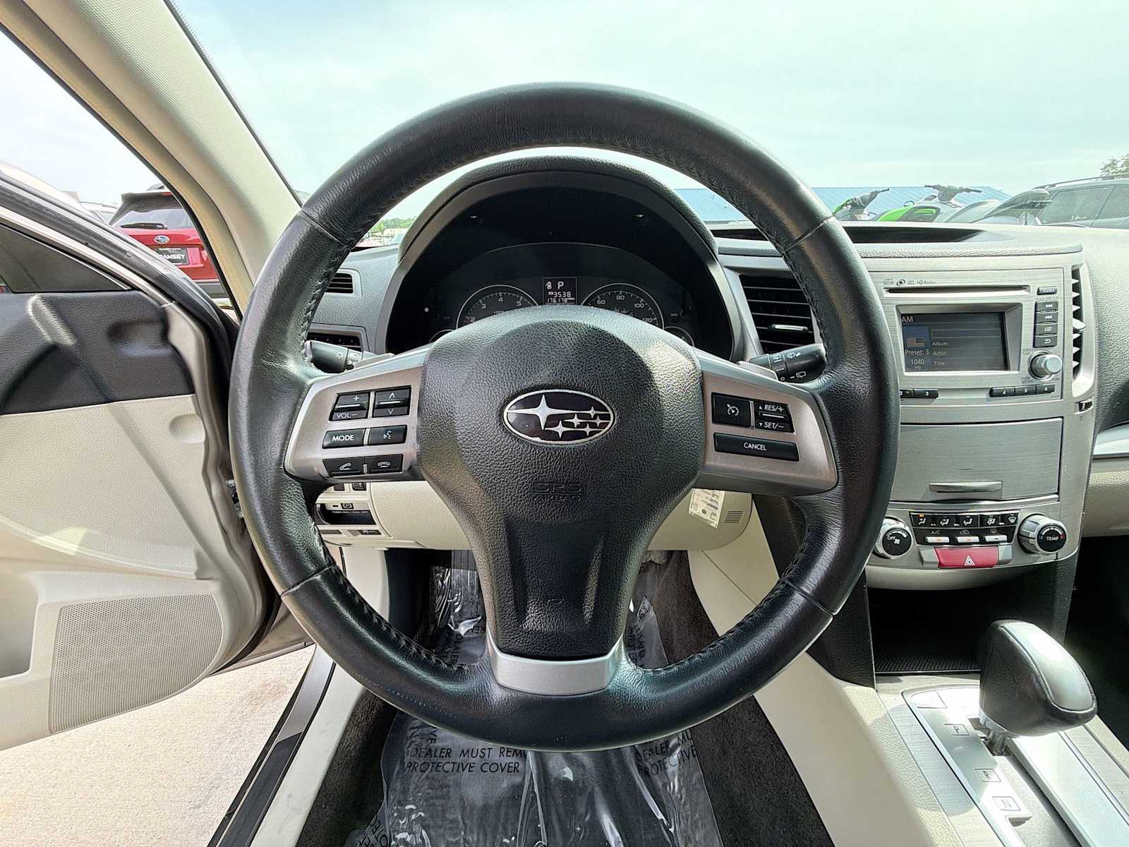 Thumbnail: 2014 Subaru Outback - 18