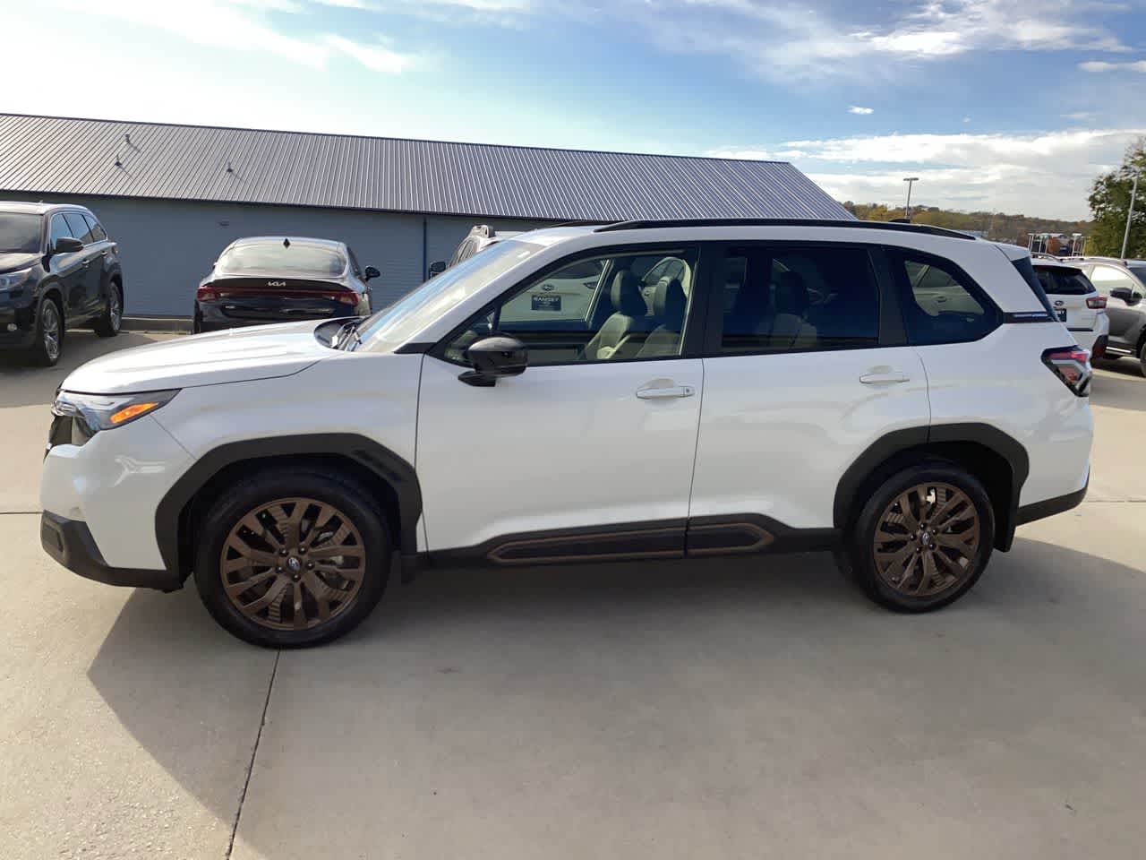 2025 Subaru Forester Sport Base photo 3