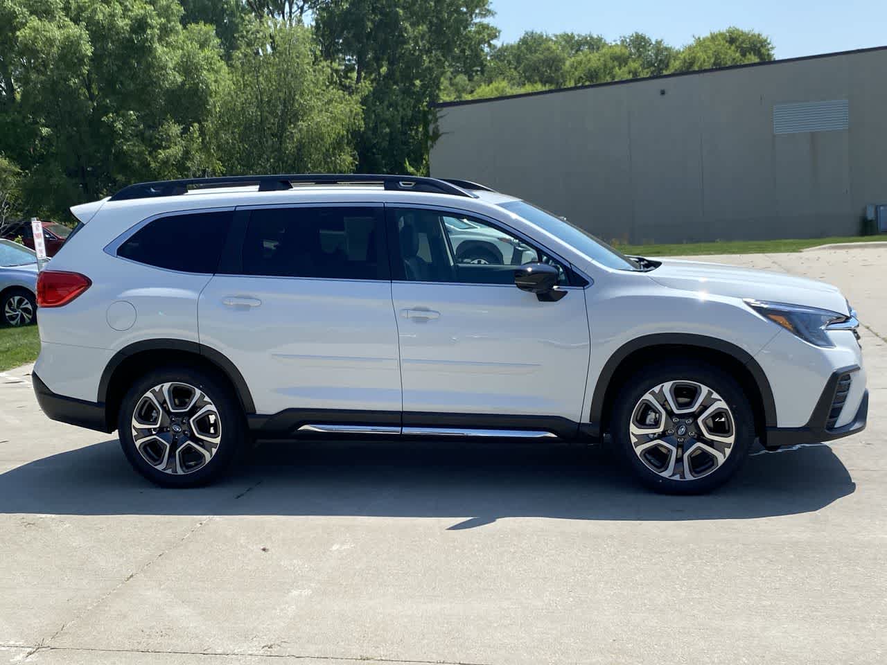2025 Subaru Ascent Limited 7
