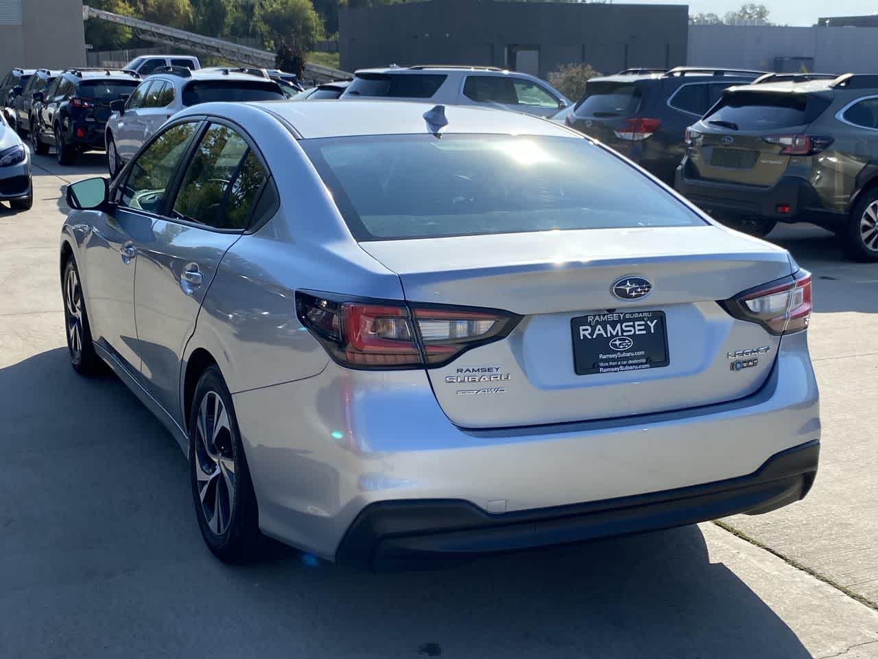2023 Subaru Legacy Premium photo 4